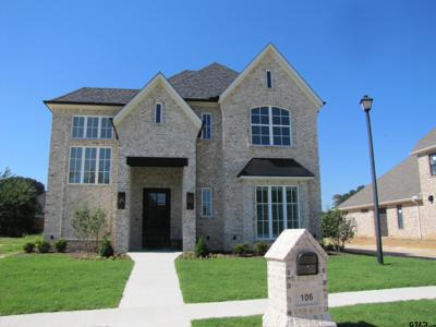 106 Winding Oaks Dr