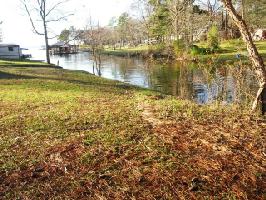 000 Lakeshore Dr.