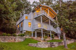 1629 Tanglewood Drive East
