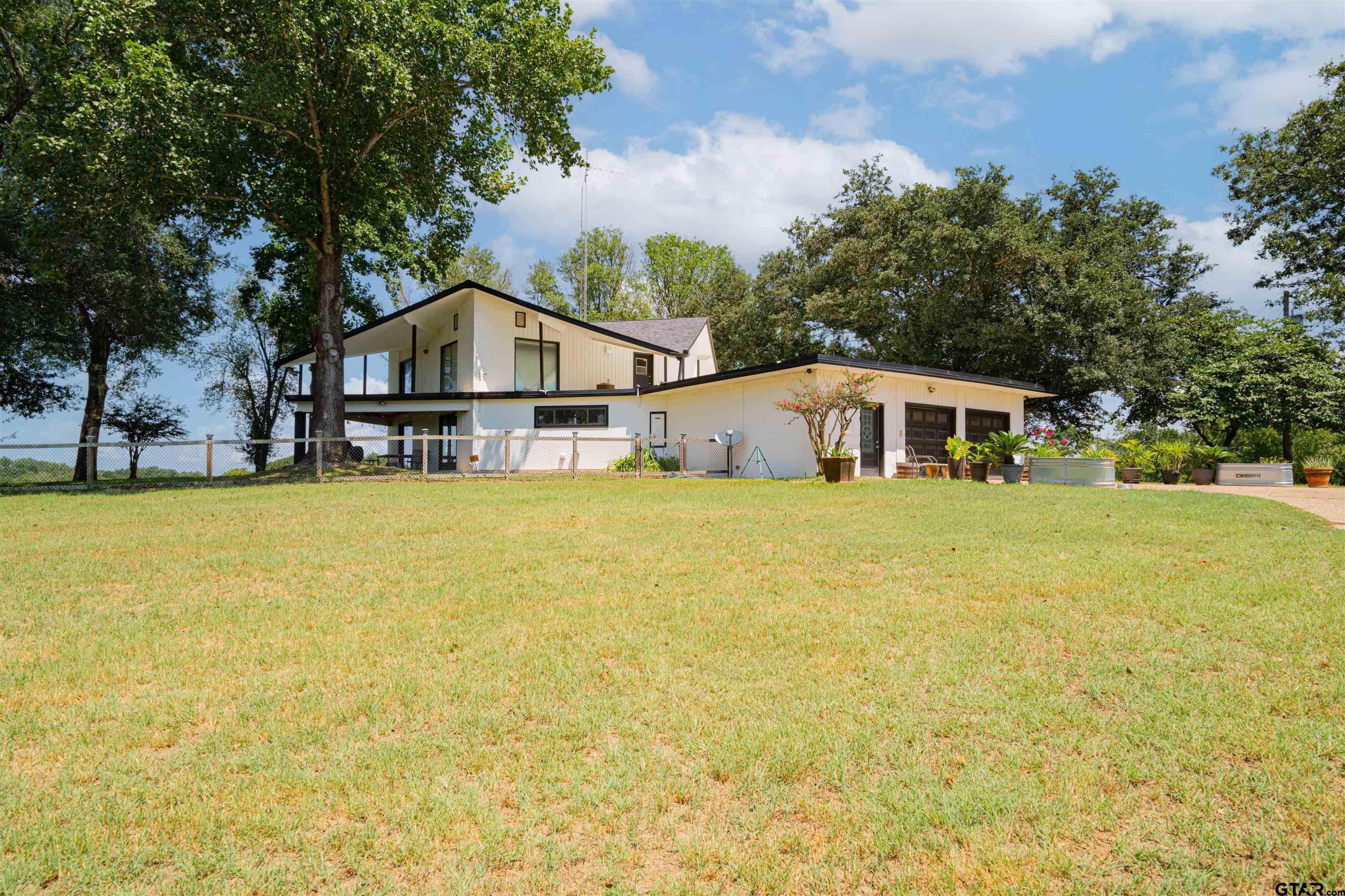 Image 3: Side view of Property