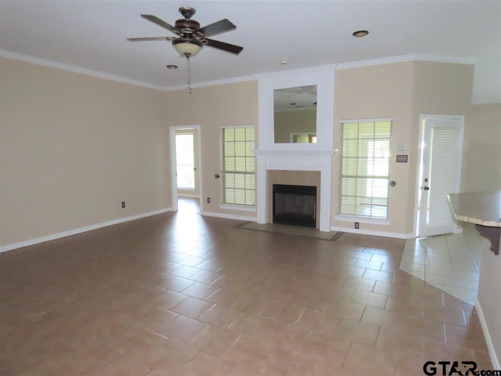 Image 2: ALL IMAGES PRIOR TO TENANTS, Family room