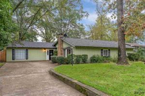2120 W Lake Dr