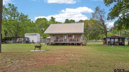 22168 Sportsman's Dr