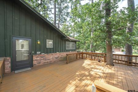 414 Hideaway Ln East