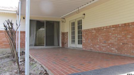 322 Lakeview Dr