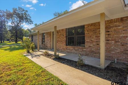 158 County Road 2426