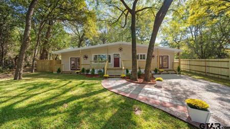 283 Whispering Oaks Trail