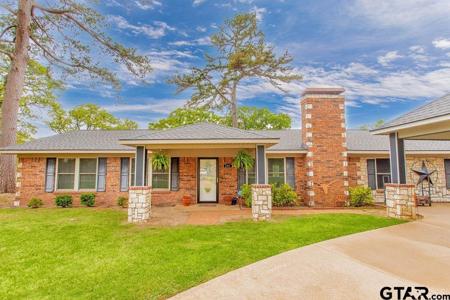 246 Hideaway Ln. E.