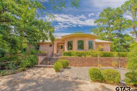 1201 Lakecross Road