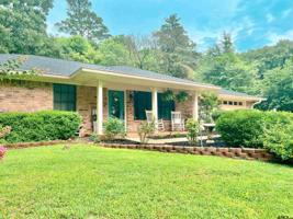 225 Pinewood