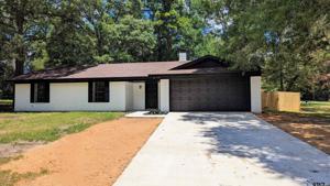 11097 Forest Ln