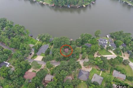 558 Hideaway Lane East