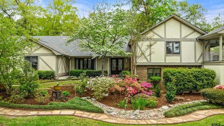 1513 Lake Park Circle