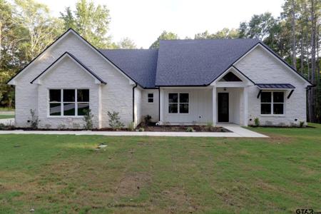 15337 Lakeside Dr