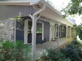 1406 Greenbriar Trail