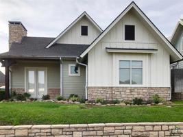 14621 Twin Pines Ln