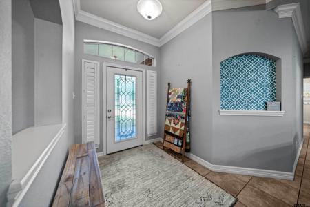 17570 Regal Row