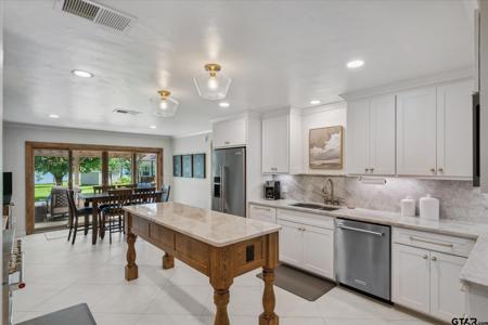 23220 Bay Side Circle