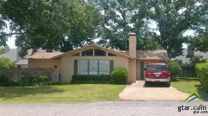 108 Lakeshore Dr.
