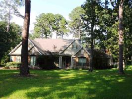 23585 Lakeview Dr