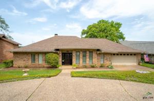 105 Lakeshore
