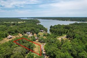 Lot 92 Lakeshore Dr.