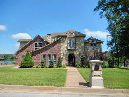 107 Lake Lou Ella Drive
