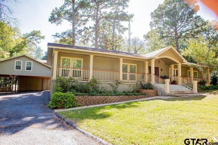 1206 Horseshoe Drive