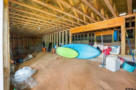 1708 Leisure Lane