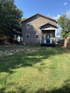 17142 Lakeview Drive