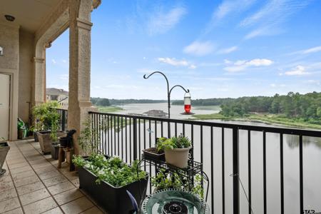 3351 Cascades Ct. Unit 327