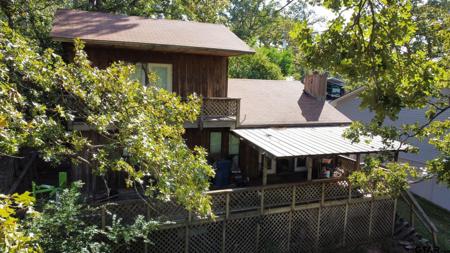 7296 E Panarama
