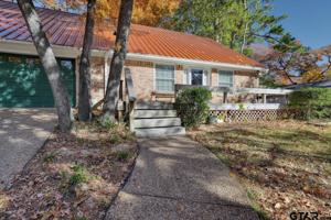 315 Crestview Lane