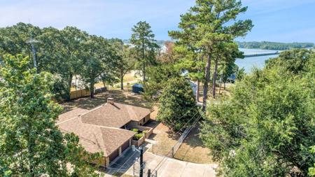 8133 Highsaw Trail
