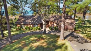 17748 Sunset Strip