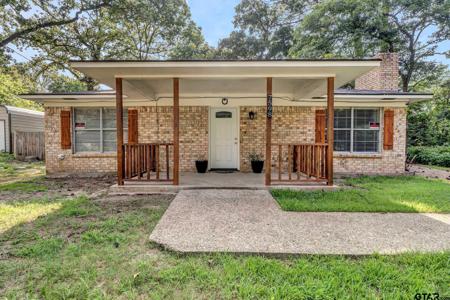 7598 Lindy Ln