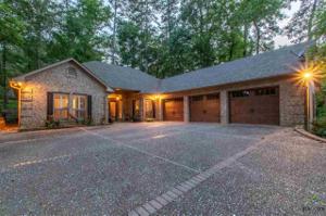 1558 Tanglewood Dr. East