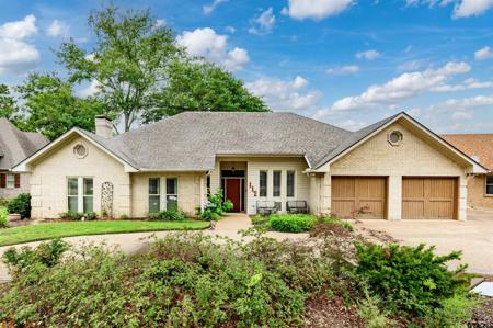 112 Marina Dr