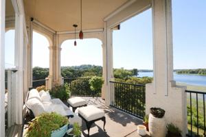 3367 Cascades Blvd. #125