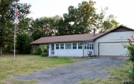 2395 Royal