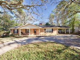 325 Hideaway Lane Central