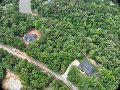 15354 Lakeside Dr.
