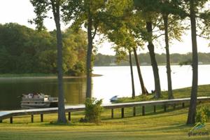22883 Lakeside