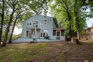 202 Ridgewood Lane