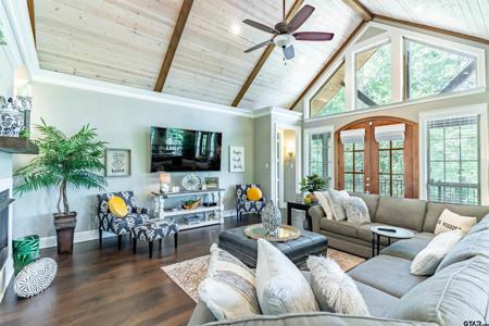 145 Hideaway Lane Central