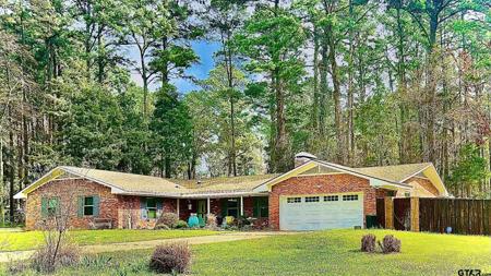 18058 Whispering Pines Rd