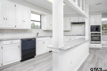 17928 Lakeview