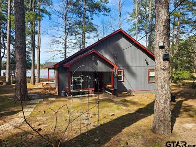 224 Private Road 5515