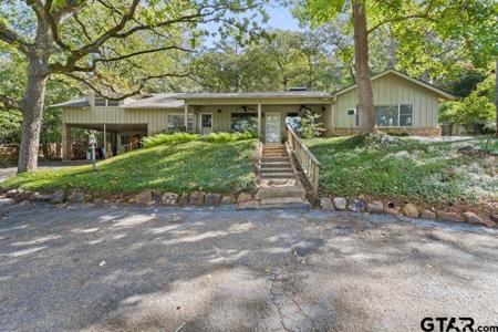 415 Hideaway Lane Central