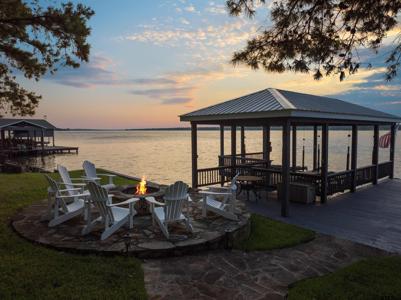 385 County Road 2610